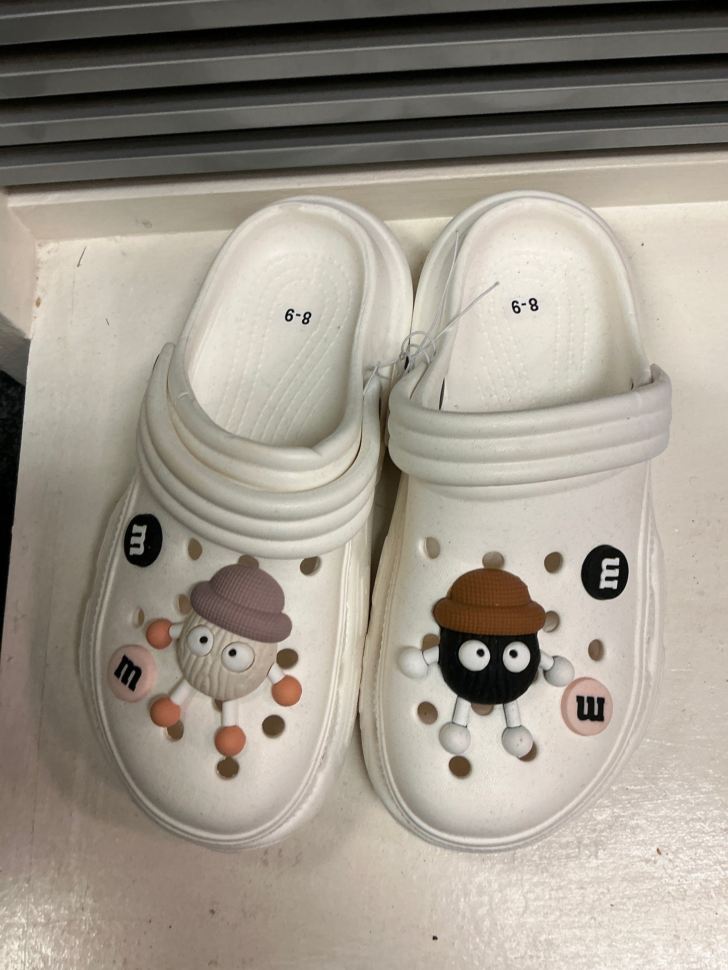M&M footwear