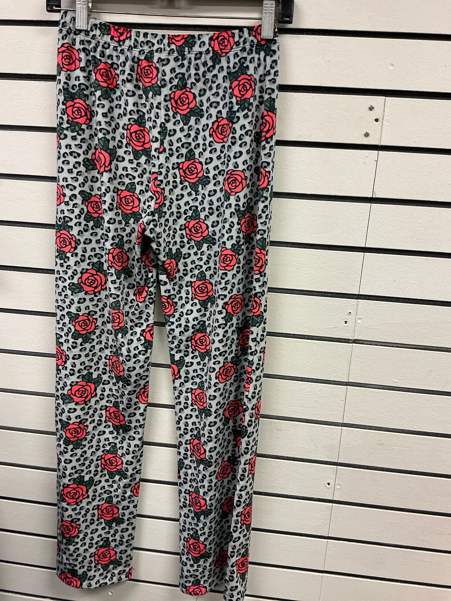 Red roll cheetah gray pajama pants, comfy