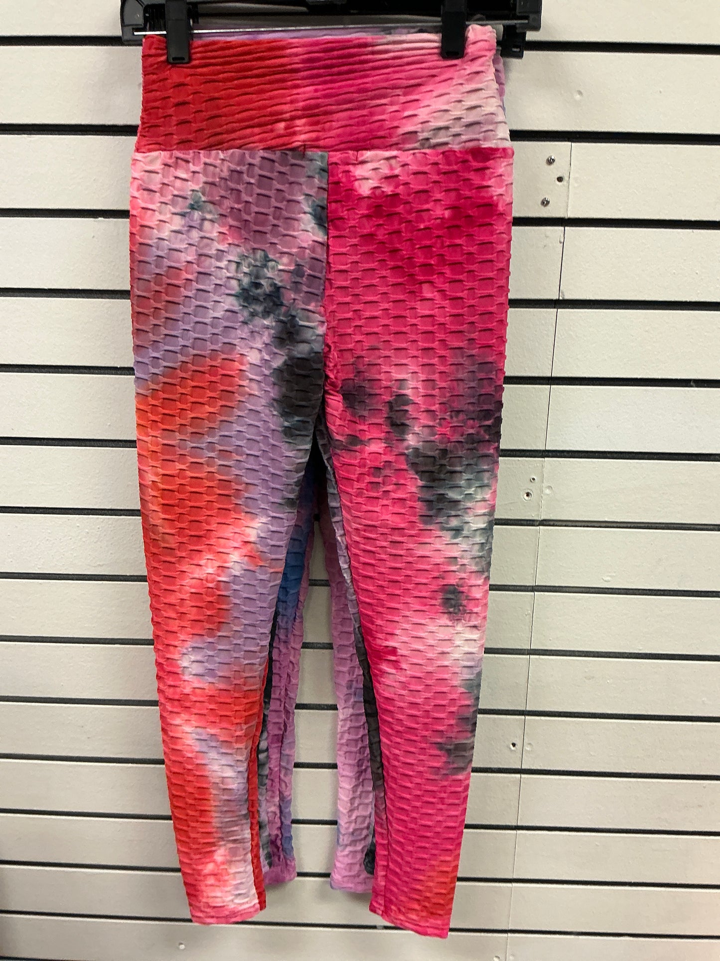 Pink is red black tie-dye pants spandex