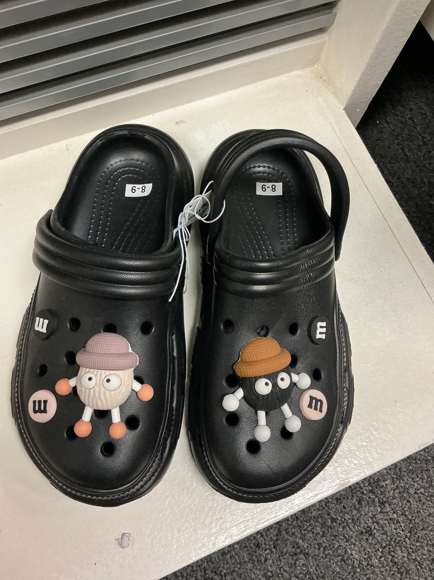 M&M  footwear